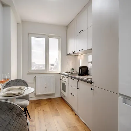 Appartement Vibrant Oasis In The Center Of The Boekarest